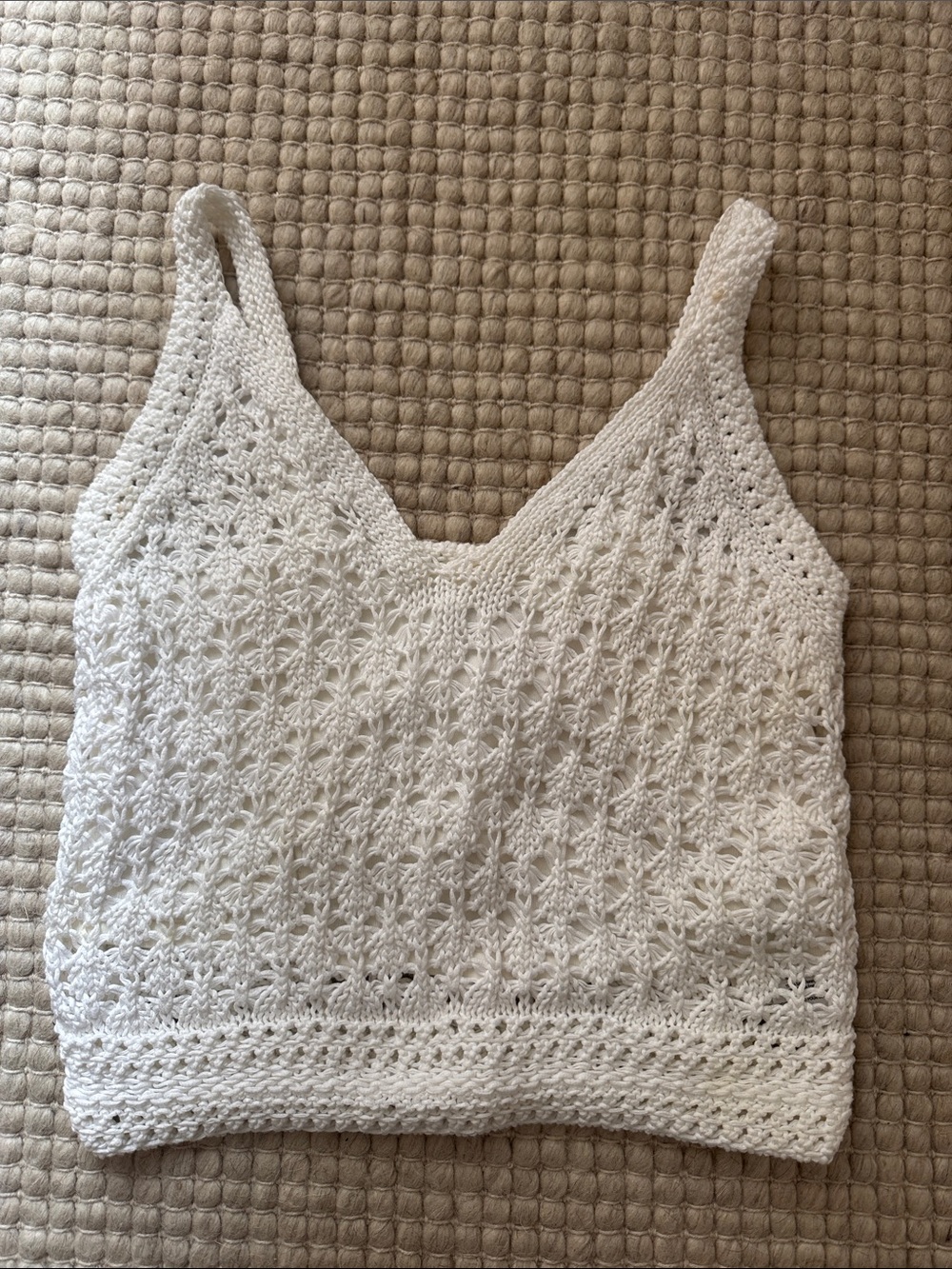 VINCE Women's White Crochet V-Neck Tank Top
